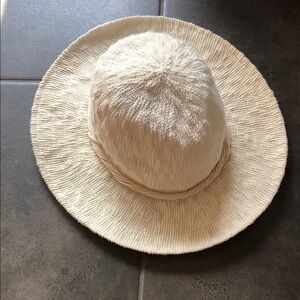 American Eagle Women’s Knit Sunhat